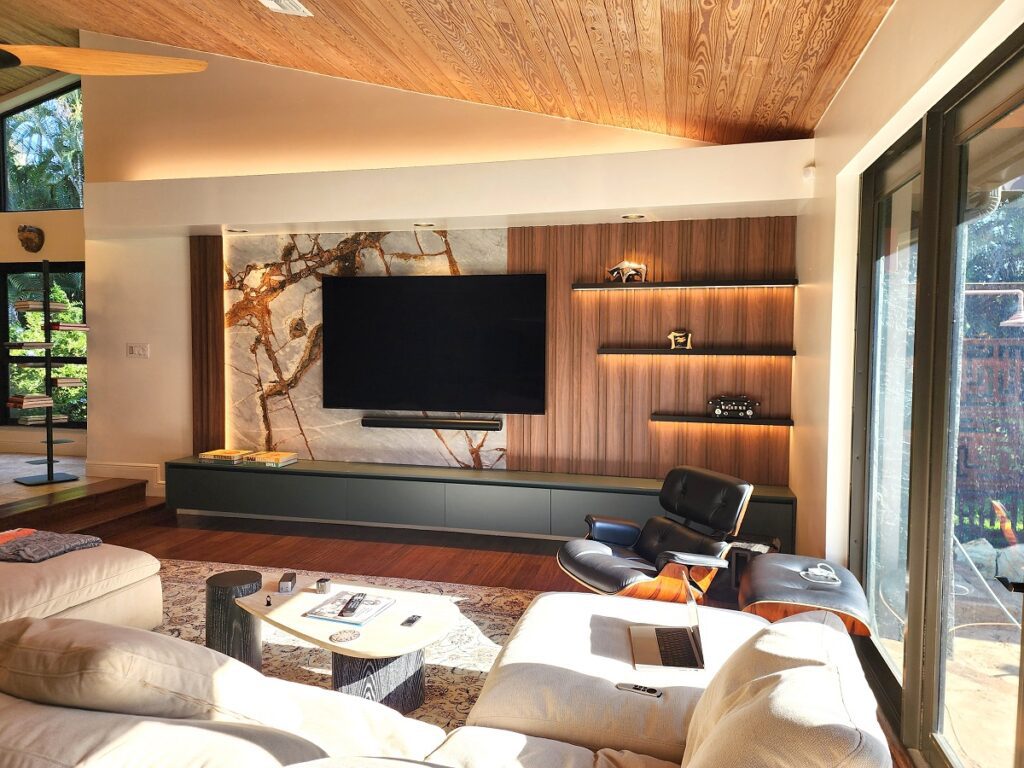 Modern Built in Entertainment Center Marble & Slatwall & Grey Wood ...